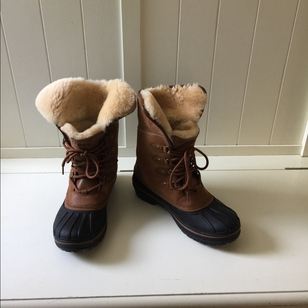 Croc snow boots